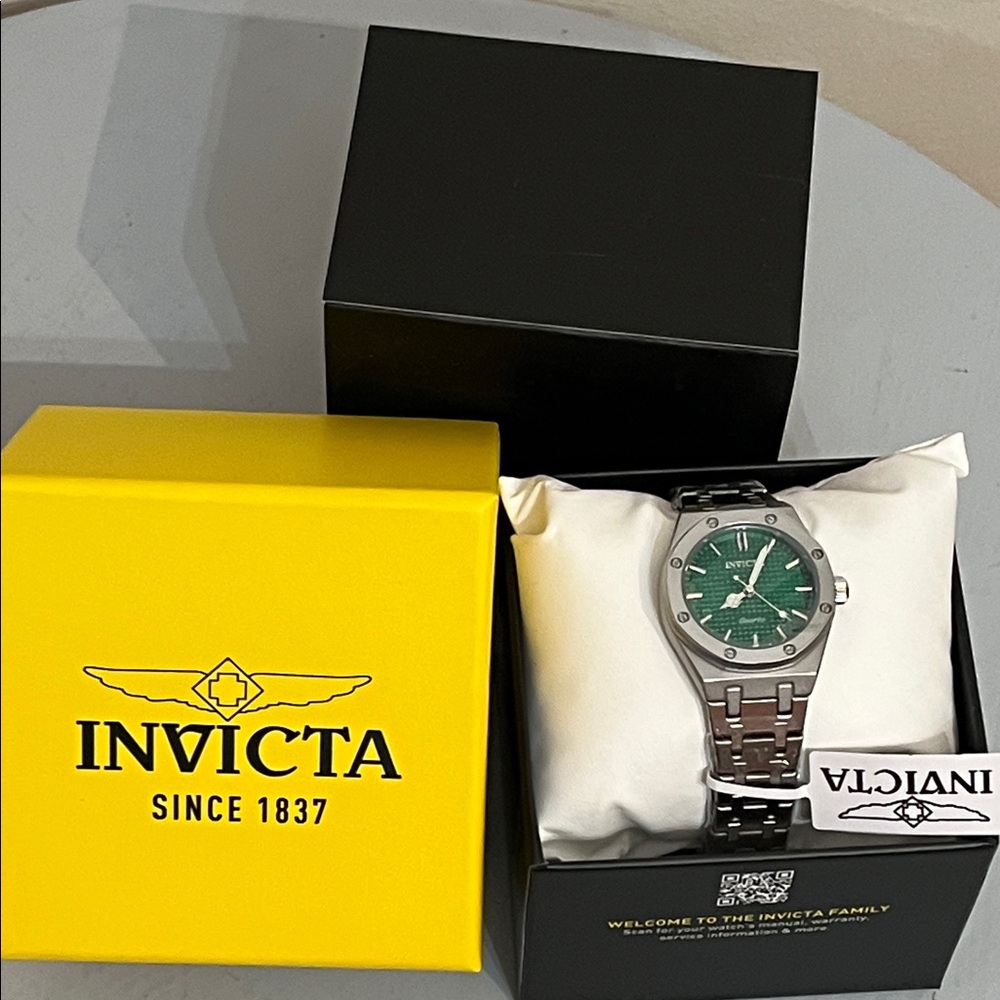 NWT - 69264 - Invicta Celestial Silver Watch with Green Dial - Picture 2 of 6